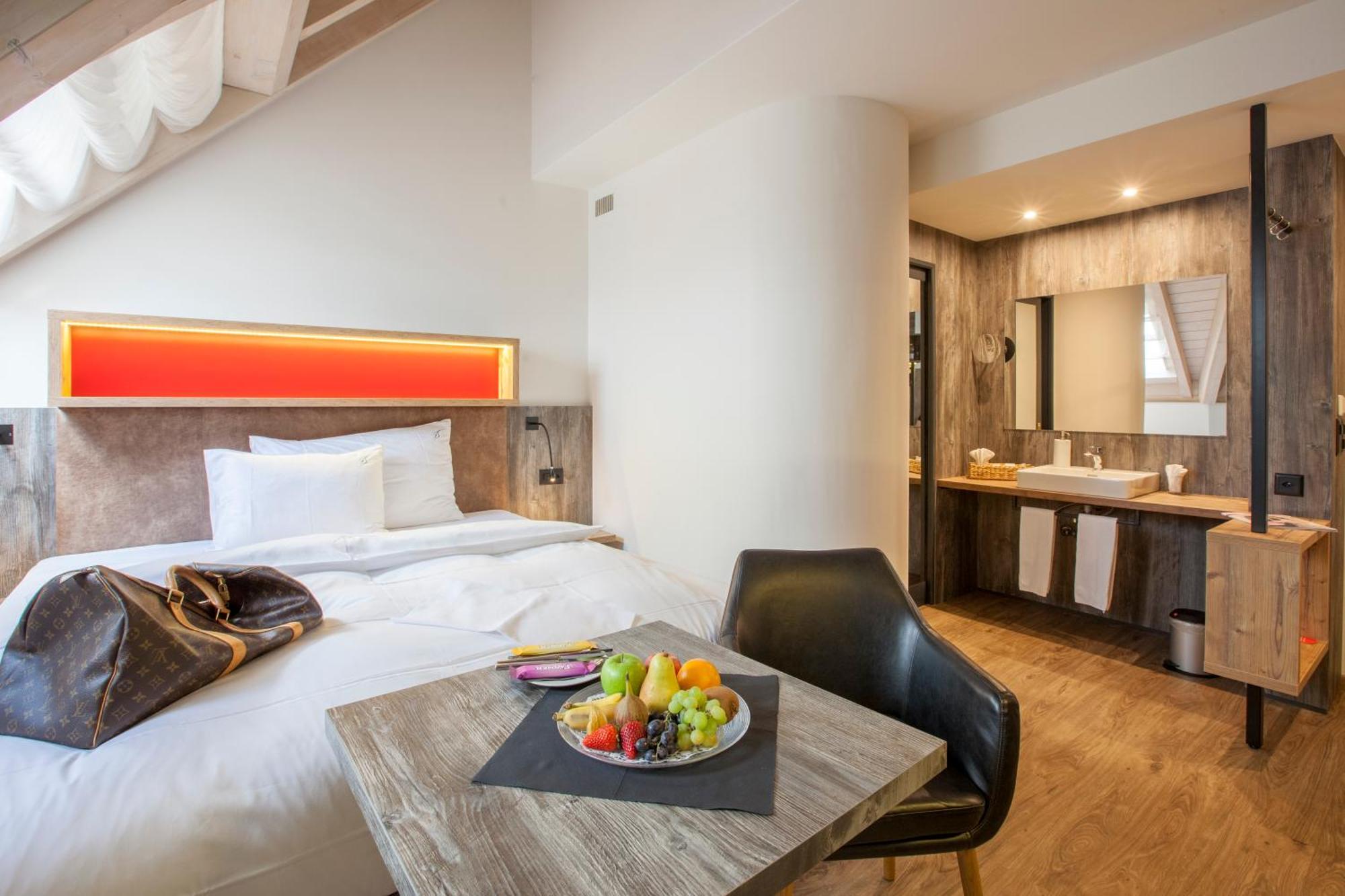 Boutiquehotel Thessoni Classic & Self Service Residence Home Zuerich Regensdorf Exterior photo