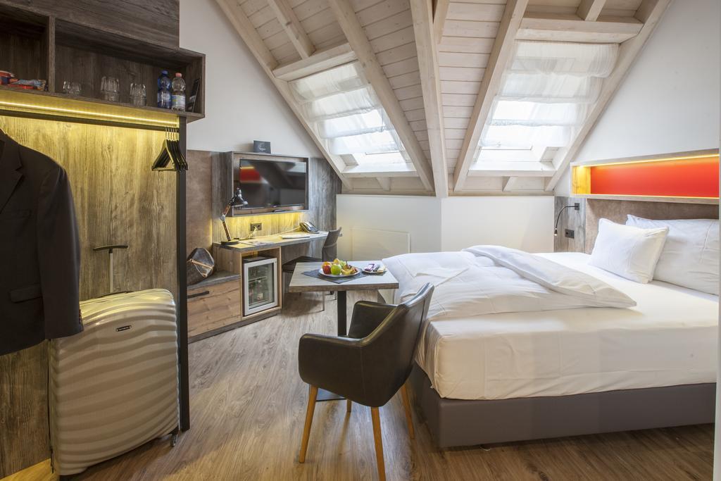 Boutiquehotel Thessoni Classic & Self Service Residence Home Zuerich Regensdorf Exterior photo